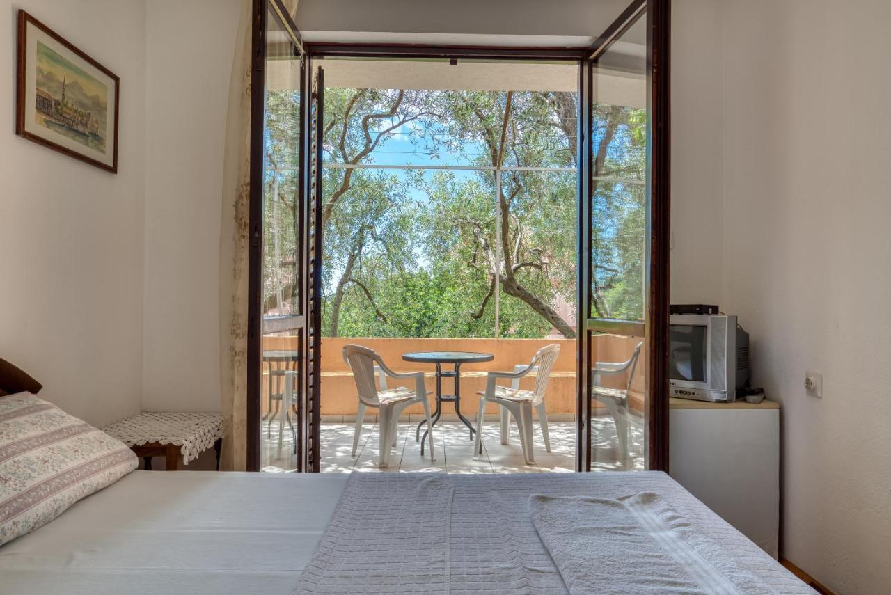 Guest House Vukovic Petrovac المظهر الخارجي الصورة